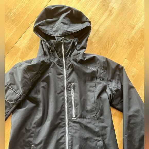 Black Helly Hansen rain jacket - Picture 1 of 4